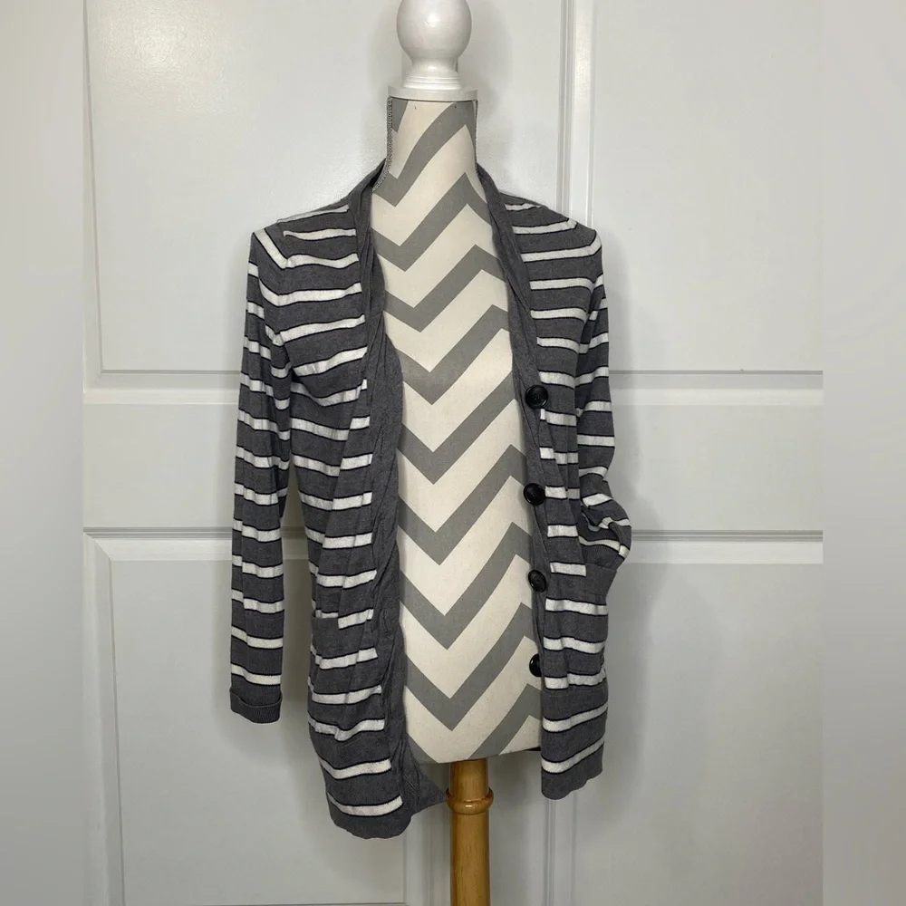 LAST CALL Banana Republic Small Striped Cardigan - Picture 1 of 9